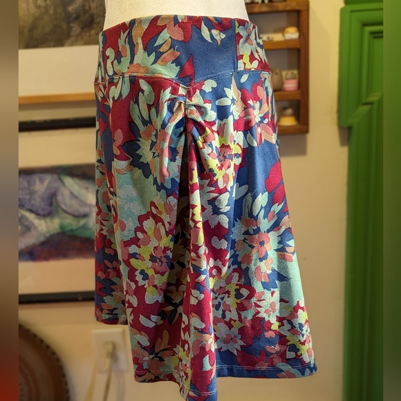 REI Northway Floral Womens SZ M A-line Skirt Stretch Red Blue Green - Picture 2 of 10